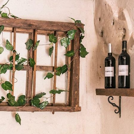 Casas La Muralla De Bodegas Marcos Peñafiel Exteriör bild