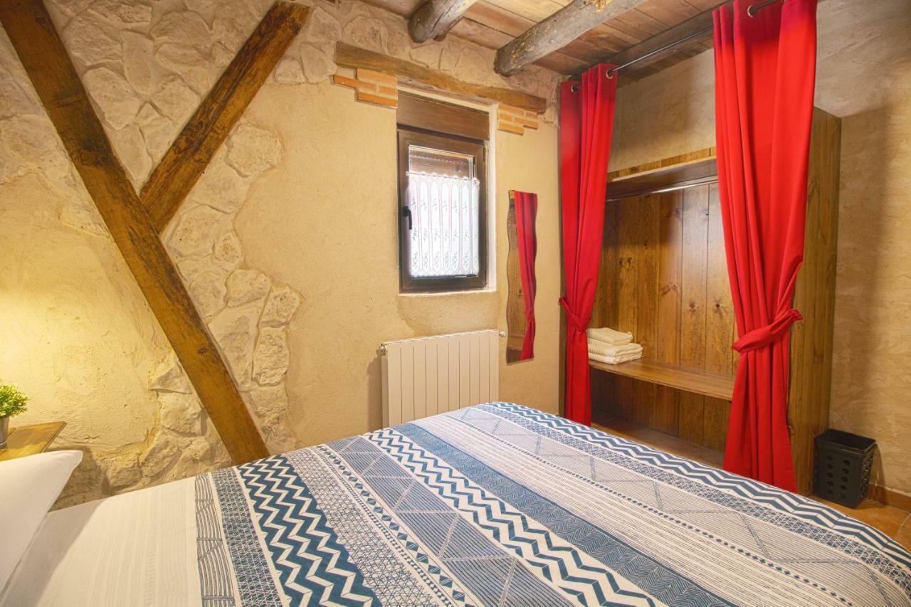 Casas La Muralla De Bodegas Marcos Peñafiel Exteriör bild