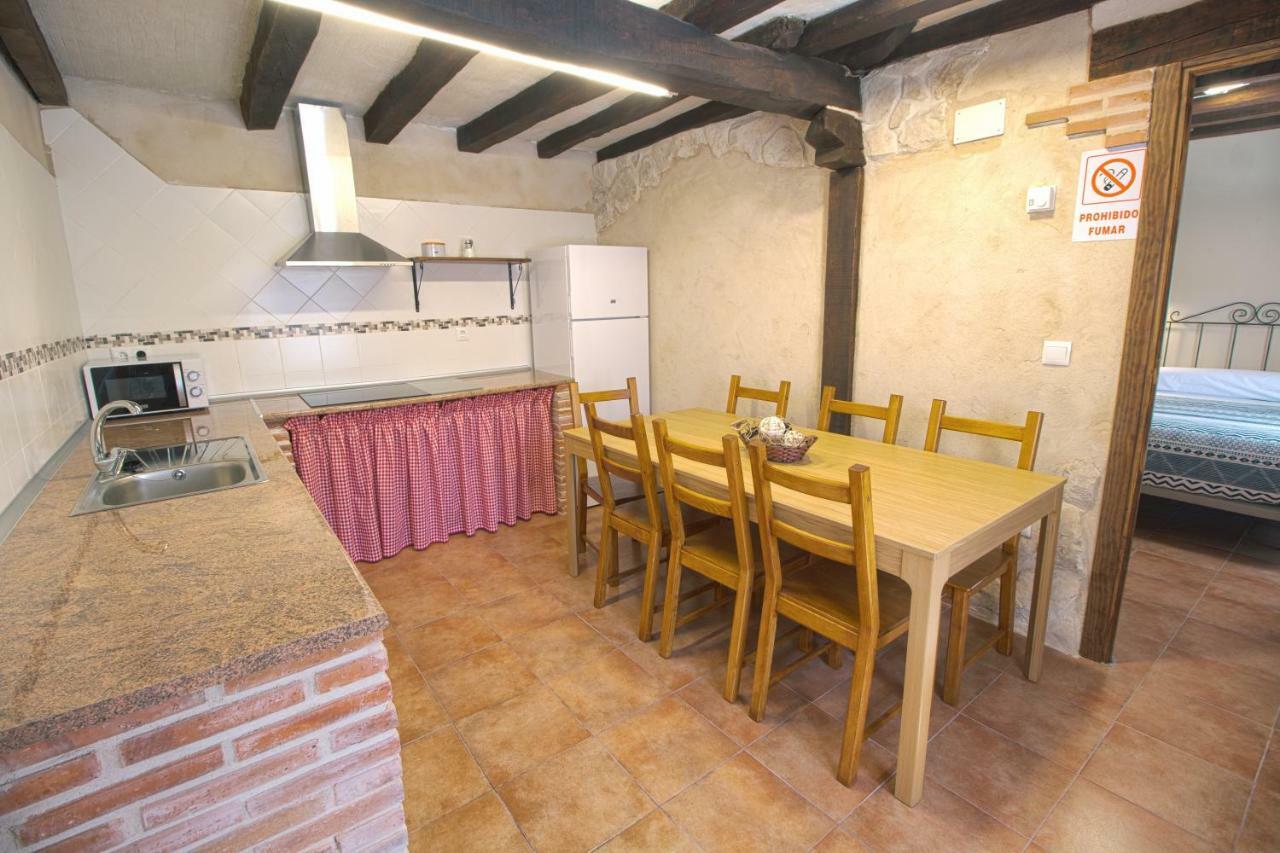 Casas La Muralla De Bodegas Marcos Peñafiel Exteriör bild